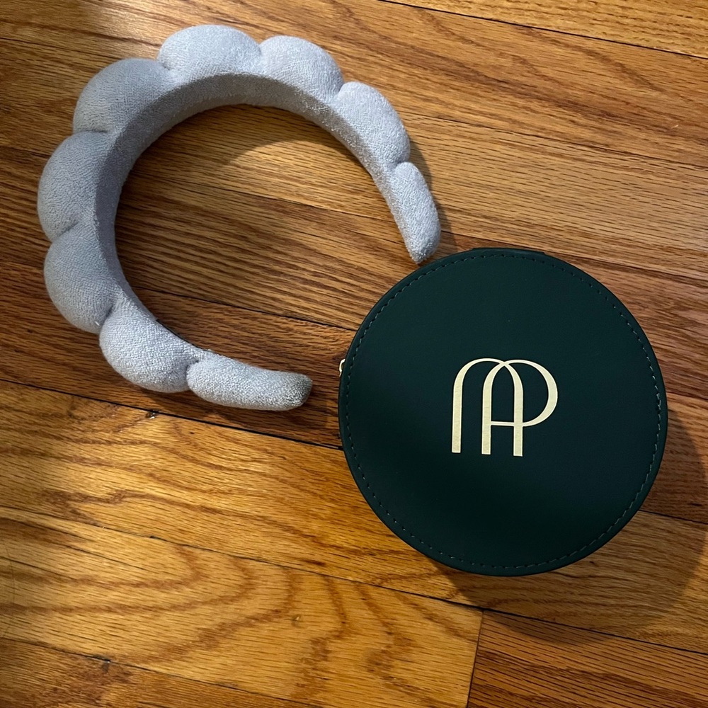 gray Scalloped bubble Luxury instagram Headband and amore pacific mirror pouch